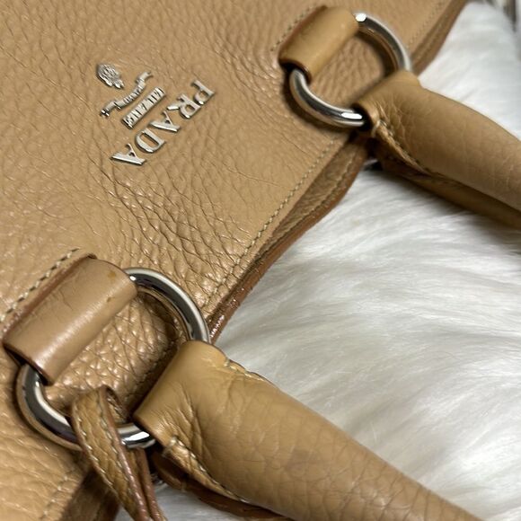 💯 Authentic Prada Tote Bag, Two- Way🍀 - Picture 8 of 16